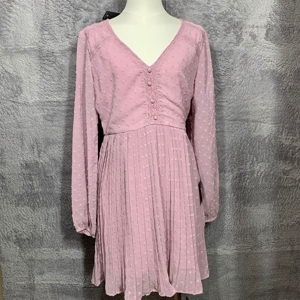 Lulus Mini Dress Womens Small Pink Swiss Dot Pleated Lace V-Neck Long Sleeve NEW